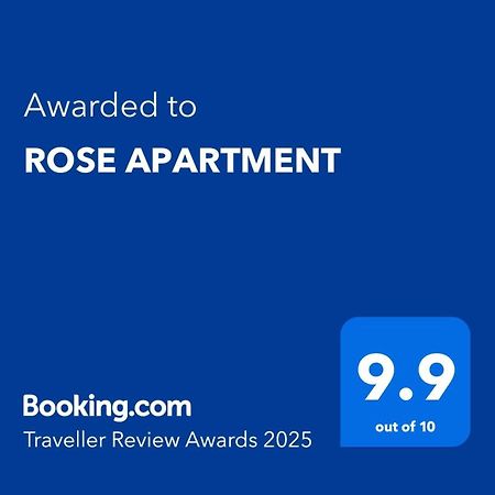 Rose Apartment Piatra Neamţ Esterno foto